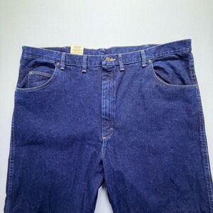 Wrangler Rugged Wear Men's Relaxed Fit‎ Dark Wash Denim Jeans 46x32